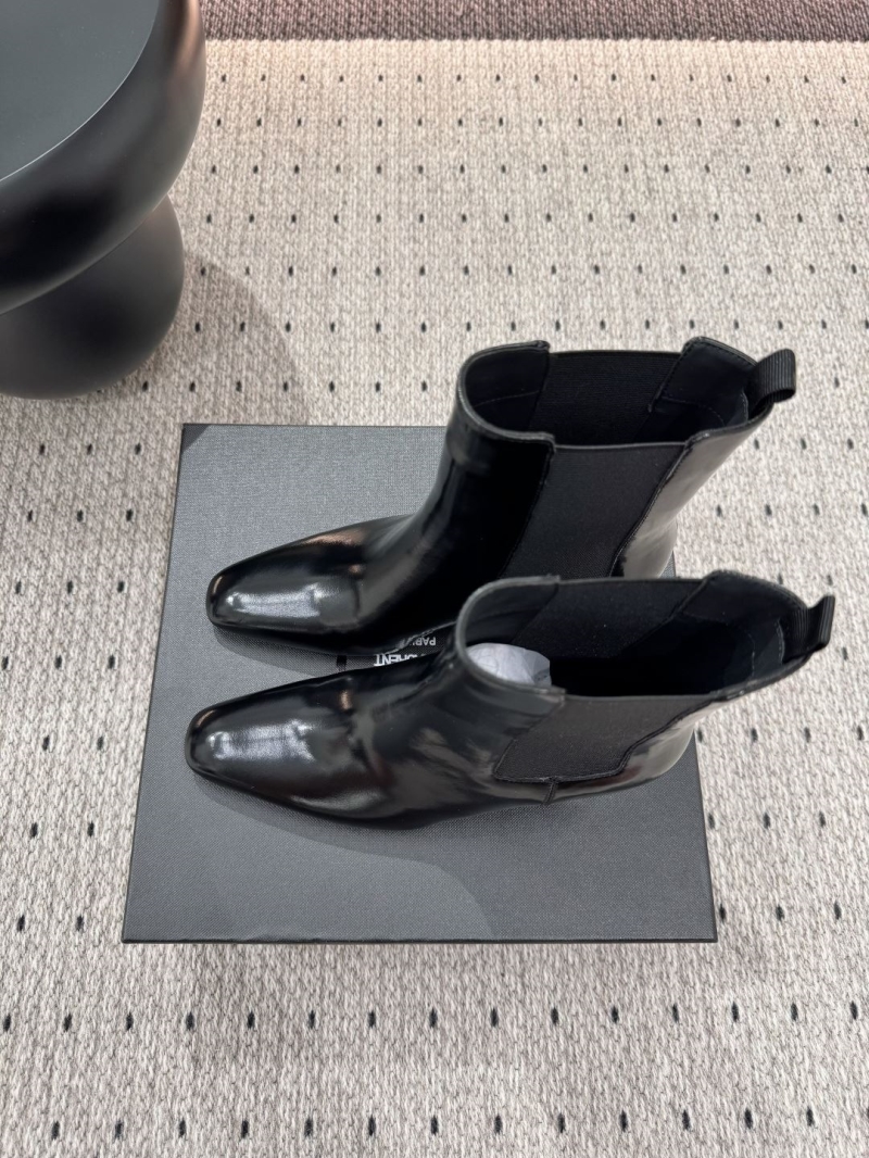 Ba1en*iaga boots